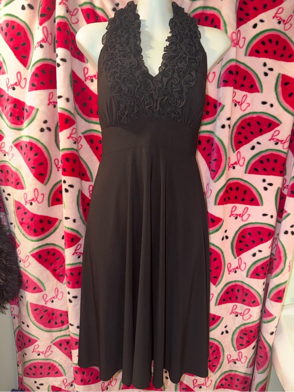 🖤 dressbarn Ruffle Halter V-Neck Dress